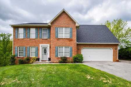 7627 Peebles Roanoke, VA 24018