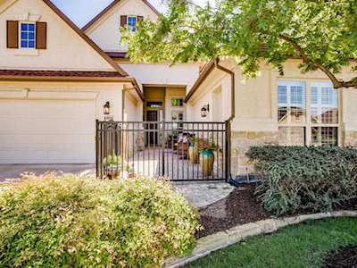 8909 Freeport Drive Denton, TX 76207
