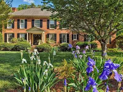 14211 Chepstow Rd Midlothian, VA 23113