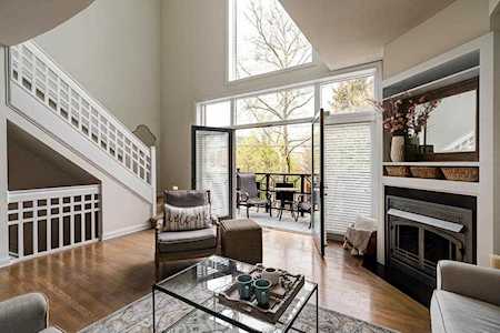 325 E Sycamore Street Columbus, OH 43206