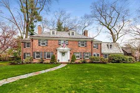 95 Normandy Road Longmeadow, MA 01106