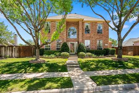1424 Sunswept Terrace Lewisville, TX 75077