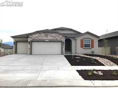 6727 Cumbre Vista Way Colorado Springs, CO 80924