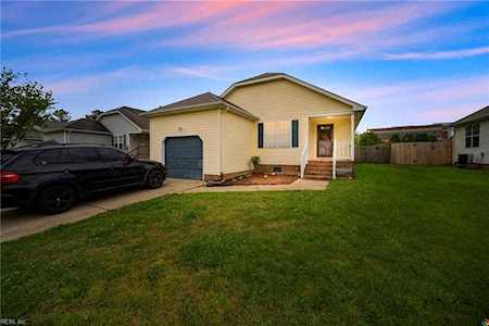 114 Burnetts Ct Suffolk, VA 23434