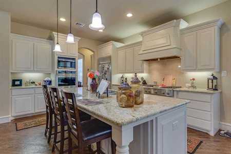 204 Montrose Lane Southlake, TX 76092