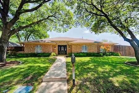 16806 Thomas Chapel Drive Dallas, TX 75248