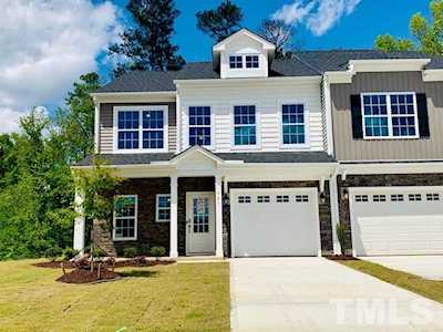 703 Barneswyck Drive Fuquay Varina, NC 27526