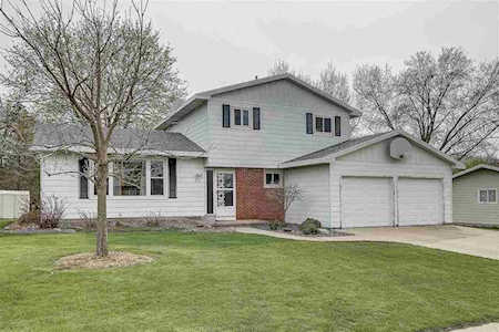 366 Hawthorne Dr Fond Du Lac, WI 54935