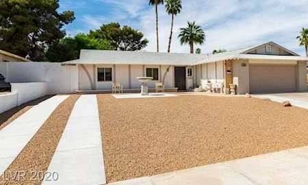 3870 Ivyhill Ave Las Vegas, NV 89121