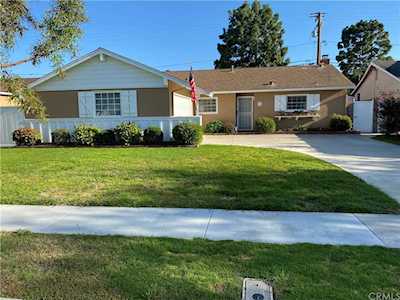 4672 Scenario Drive Huntington Beach, CA 92649