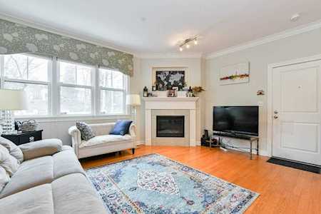 111 Green St #103 Boston, MA 02130
