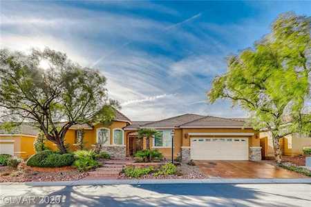 8305 Weeping Springs Ave Las Vegas, NV 89131