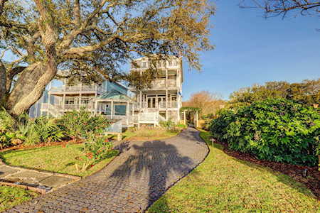 610 Trails End Road Wilmington, NC 28409