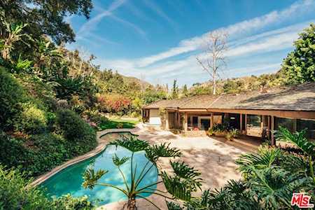 1081 Moraga Drive Los Angeles, CA 90049