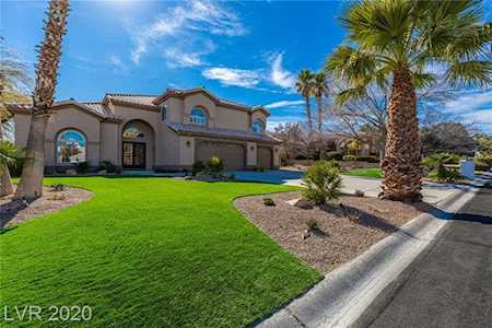 7429 Oak Grove Ave Las Vegas, NV 89117