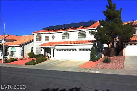 8 White Tail Ct Henderson, NV 89074