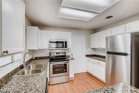 2806 Oasis Circle Henderson, NV 89074