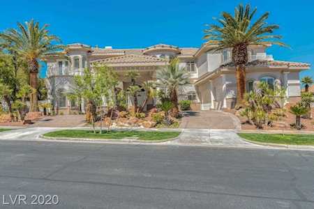 1425 Iron Hills Ln Las Vegas, NV 89134