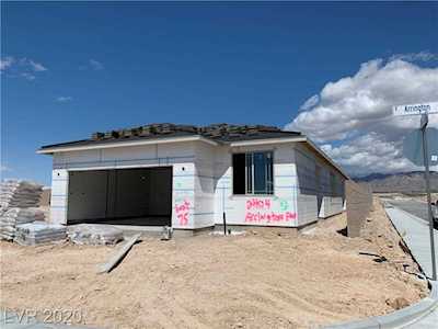 2404 Arrington Ave North Las Vegas, NV 89086