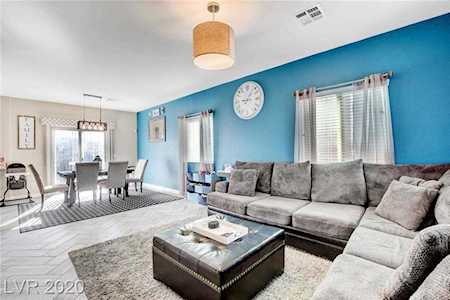 5532 Mercury Springs Dr Las Vegas, NV 89122