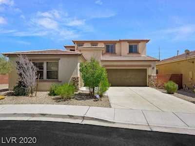 5520 Candle Pine Las Vegas, NV 89135
