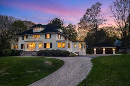 46 Garden Road Wellesley, MA 02481