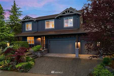 541 Wilderness Peak Dr NW Issaquah, WA 98027
