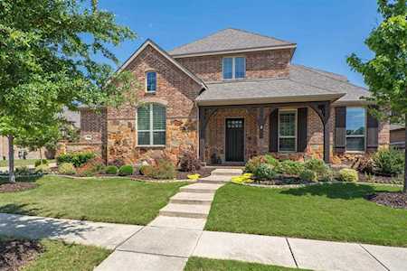 7008 Mitchell Court Lantana, TX 76226