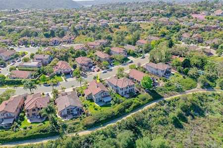 2335 Paseo Saucedal Carlsbad, CA 92009