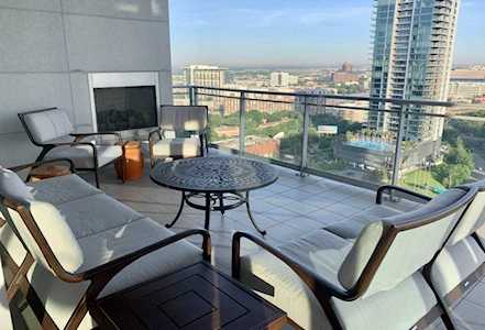 2900 Mckinnon Street #1805 Dallas, TX 75201
