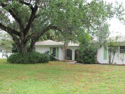 5637 Sonnen Ct Fort Myers, FL 33919