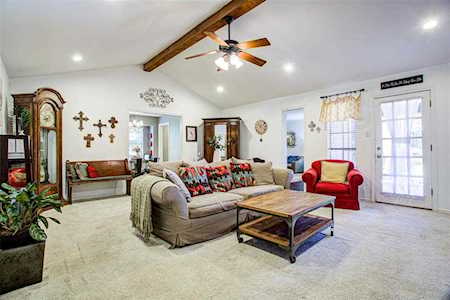 8510 FLOWER MEADOW Drive Dallas, TX 75243