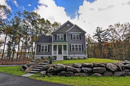 26 Cooper Farm Attleboro, MA 02703