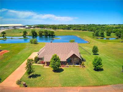 9505 E Bear Creek Rd Guthrie, OK 73044