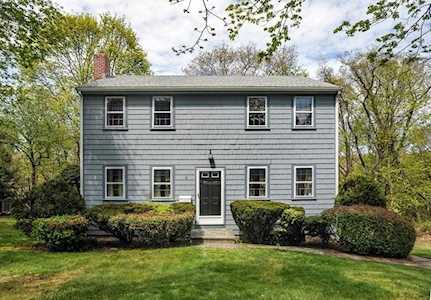 21 Harborview Drive Hingham, MA 02043