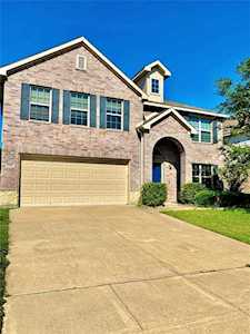 8808 Golden Sunset Trail Fort Worth, TX 76244