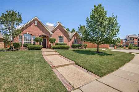 9731 Windy Hollow Drive Irving, TX 75063