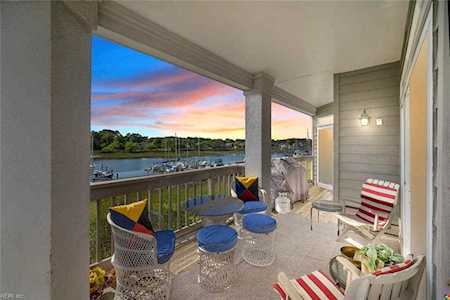 1003 High Dunes Quay #302 Hampton, VA 23664