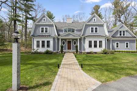 88 Sweetwater Ave Bedford, MA 07130