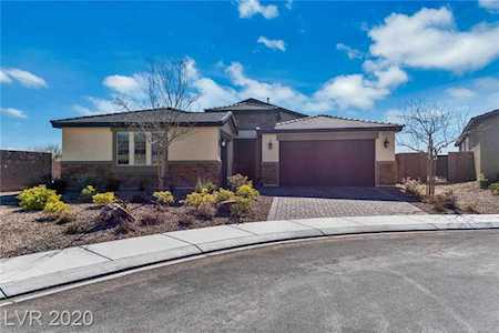 7240 Southern Magnolia St Las Vegas, NV 89149