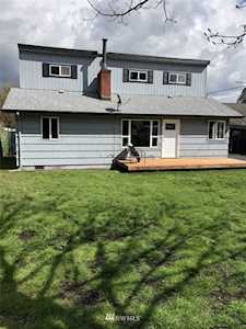 8 Schonert Place Longview, WA 98632