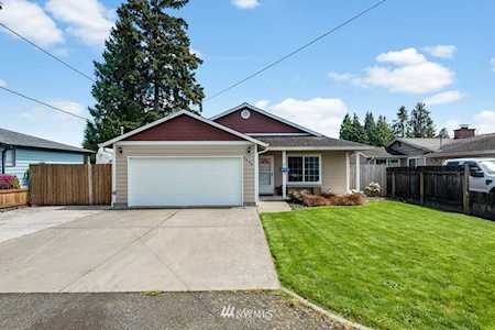 2406 34th ave Longview, WA 98632