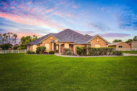 14017 Meadow Grove Drive Haslet, TX 76052