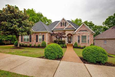 6752 Christiansted Lane Nashville, TN 37211