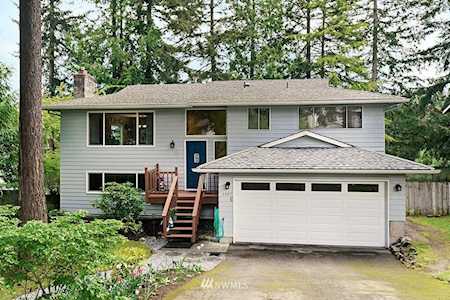 5827 172nd Place SW Lynnwood, WA 98037
