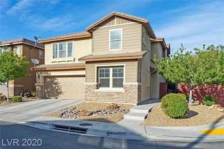 10304 Mystic Pine Rd Las Vegas, NV 89135