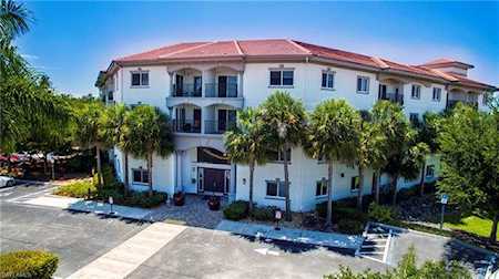1100 Pine Ridge Rd #B406 Naples, FL 34108