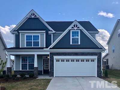 1115 Clearwood Lane Fuquay Varina, NC 27526