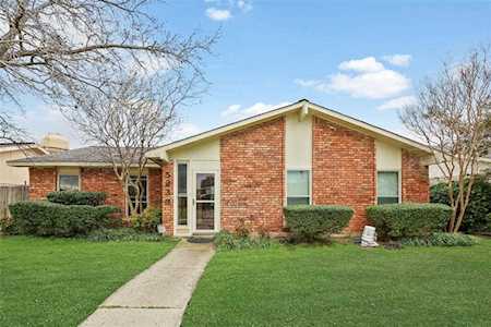 5233 Sherman Drive The Colony, TX 75056