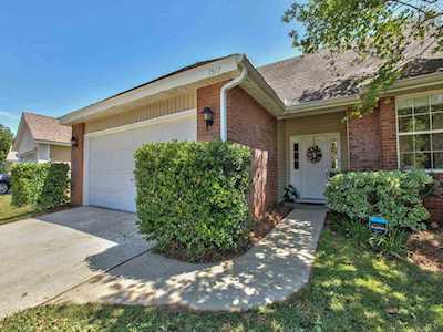1517 Applewood Way Tallahassee, FL 32312